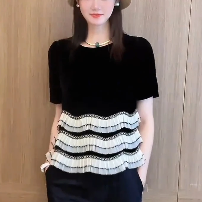 时尚撞色拼接荷叶边短袖T恤女2025新款宽松显瘦黑色圆领百搭上衣