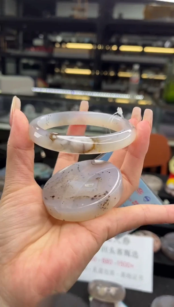 未镶嵌手镯石英质玉61圈口（赠品镯心）6208165