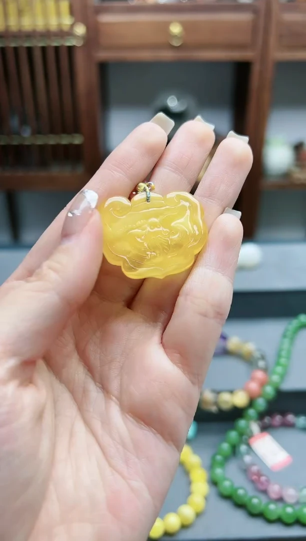 【闪购商品】蜜蜡裸石未镶嵌蜜蜡如意吊坠*1 QJG