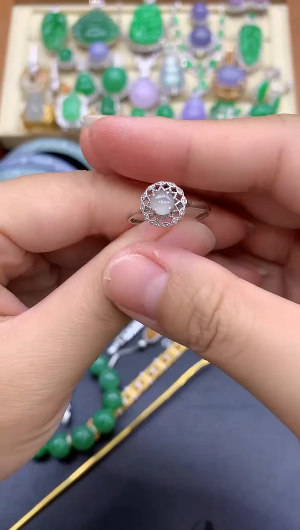 18K金镶嵌戒指翡翠20-中国好珍宝