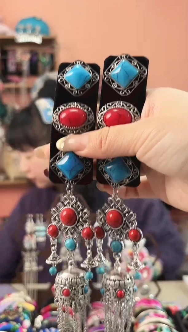 艺枝独绣手工饰品475