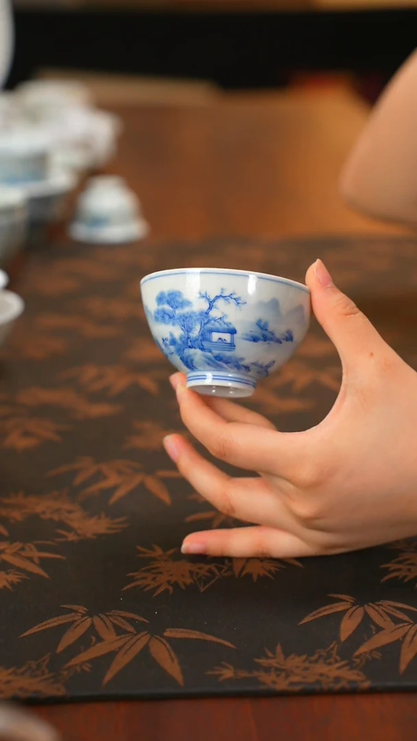 少得精选福利山水茶园杯