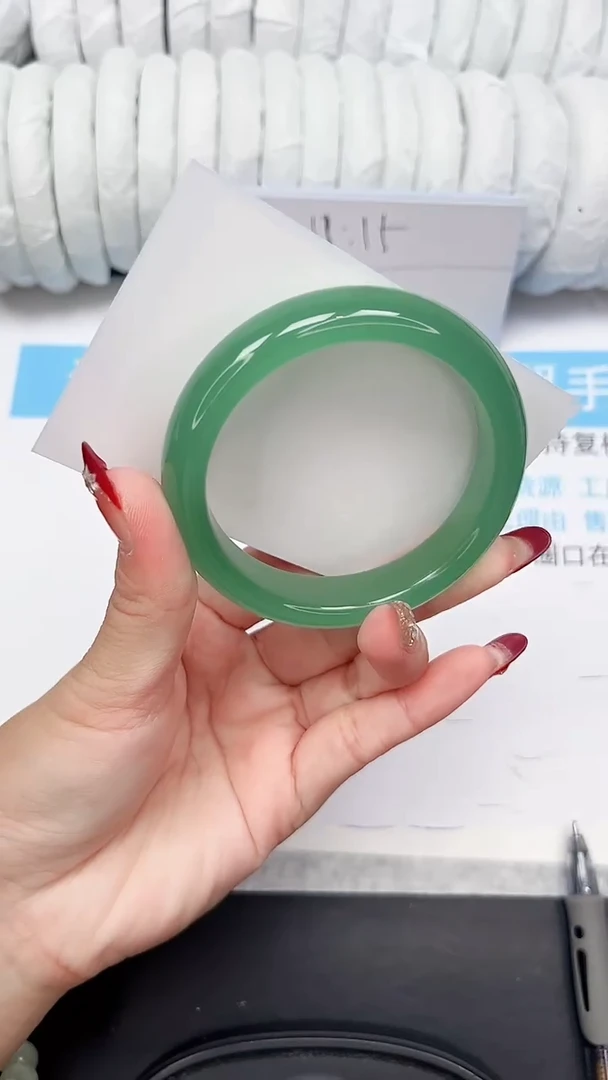 未镶嵌手镯石英质玉174-58.3TL