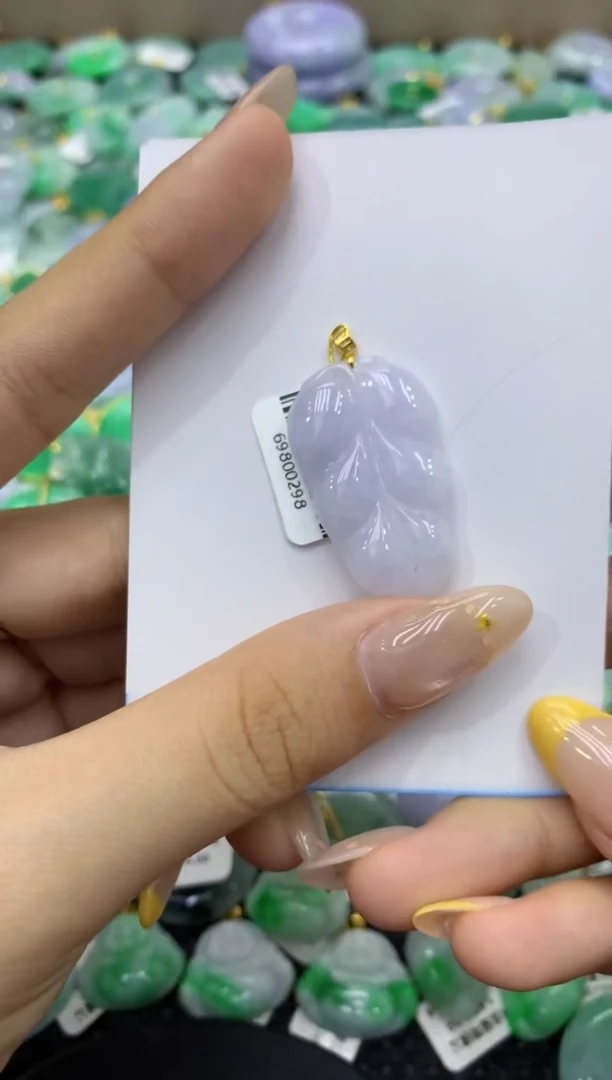 颈饰18K金镶嵌翡翠天然缅甸翡翠A货