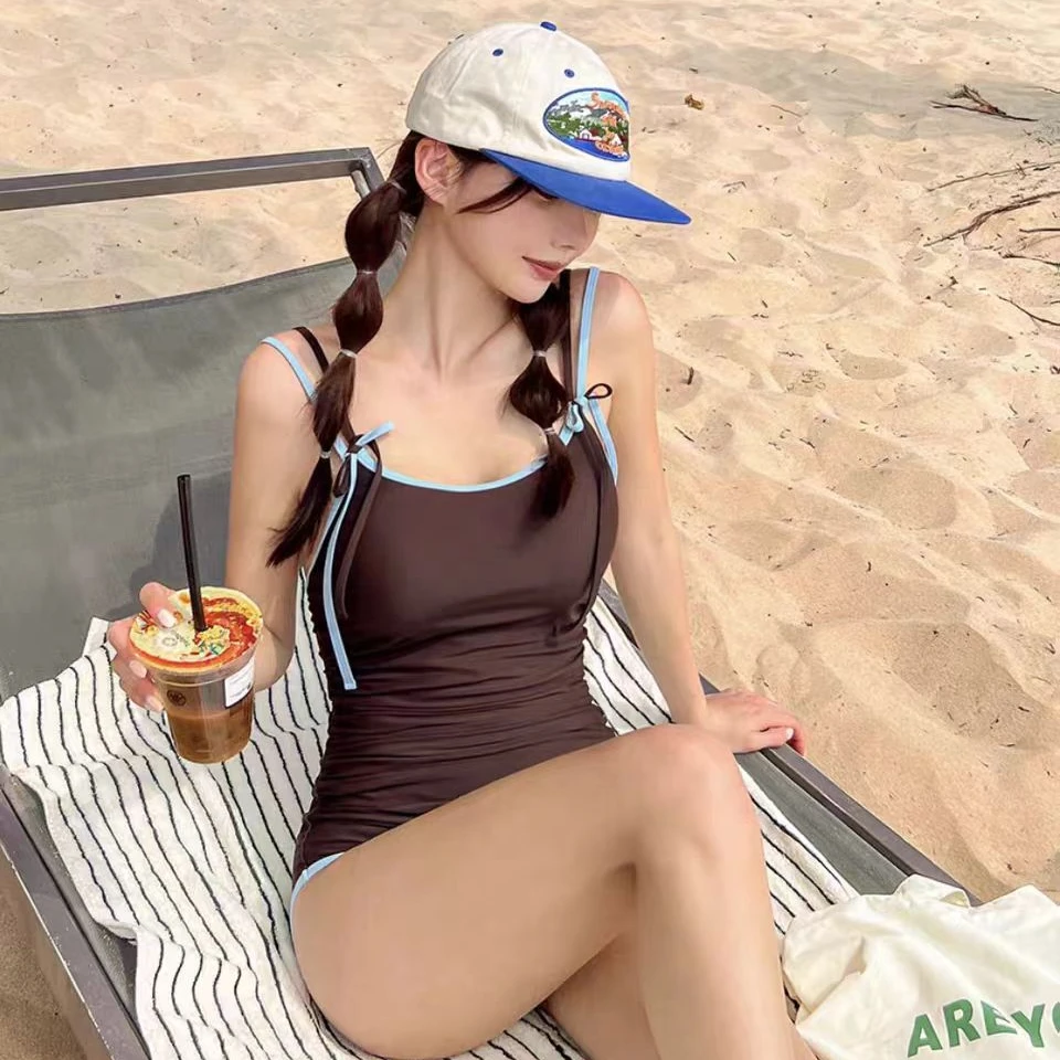 爆款高级固定杯感显瘦遮肚小胸吊带露背连体女款潜水服度假必备