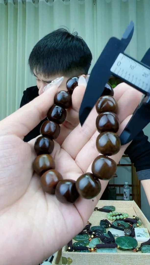 【闪购商品】和田玉挂件未镶嵌拍一发一，多样性发货！