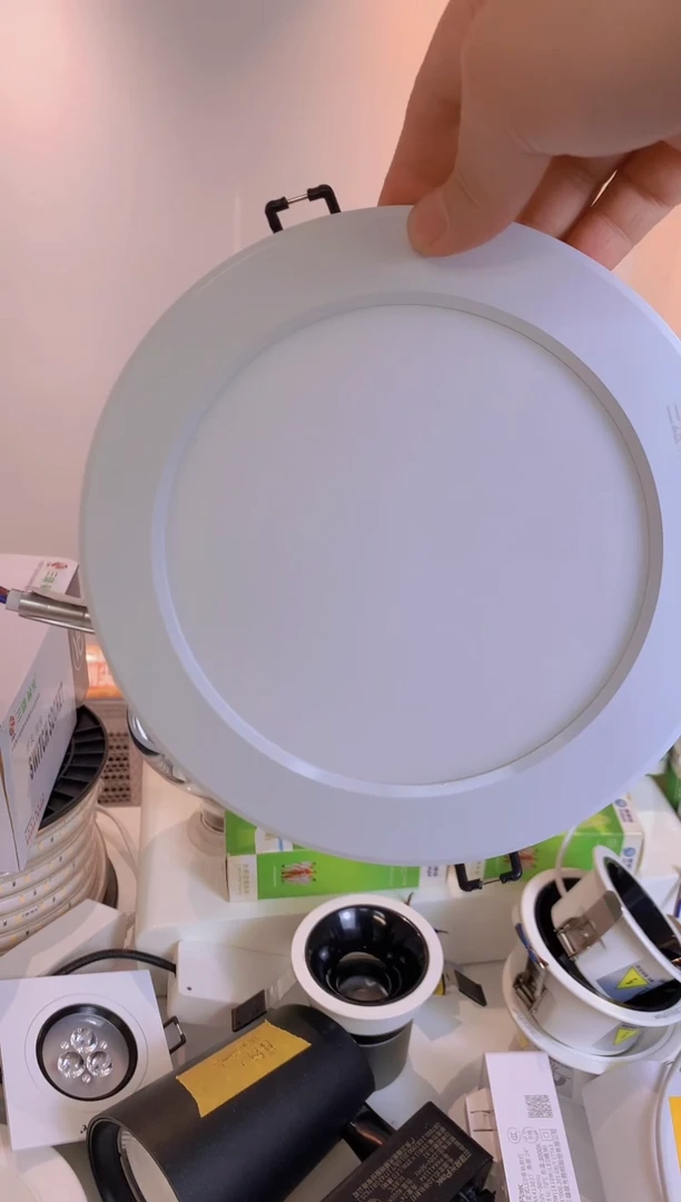 嵌入式LED筒灯 月致2 12W 4000K 5寸 开孔φ140-150mm 白色