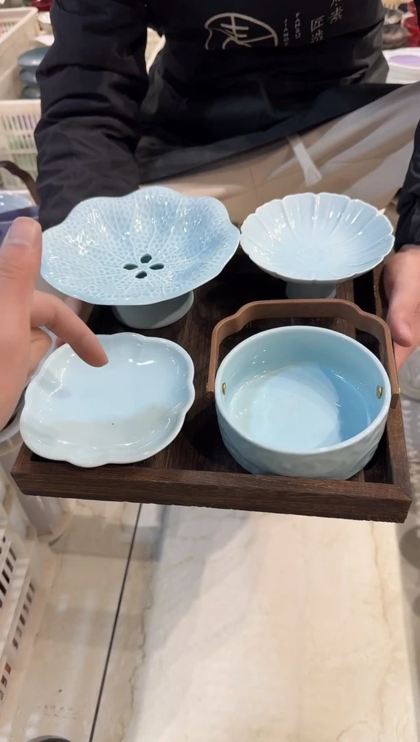 瓷片瓷微瑕商品 介意勿拍 【带托盘】