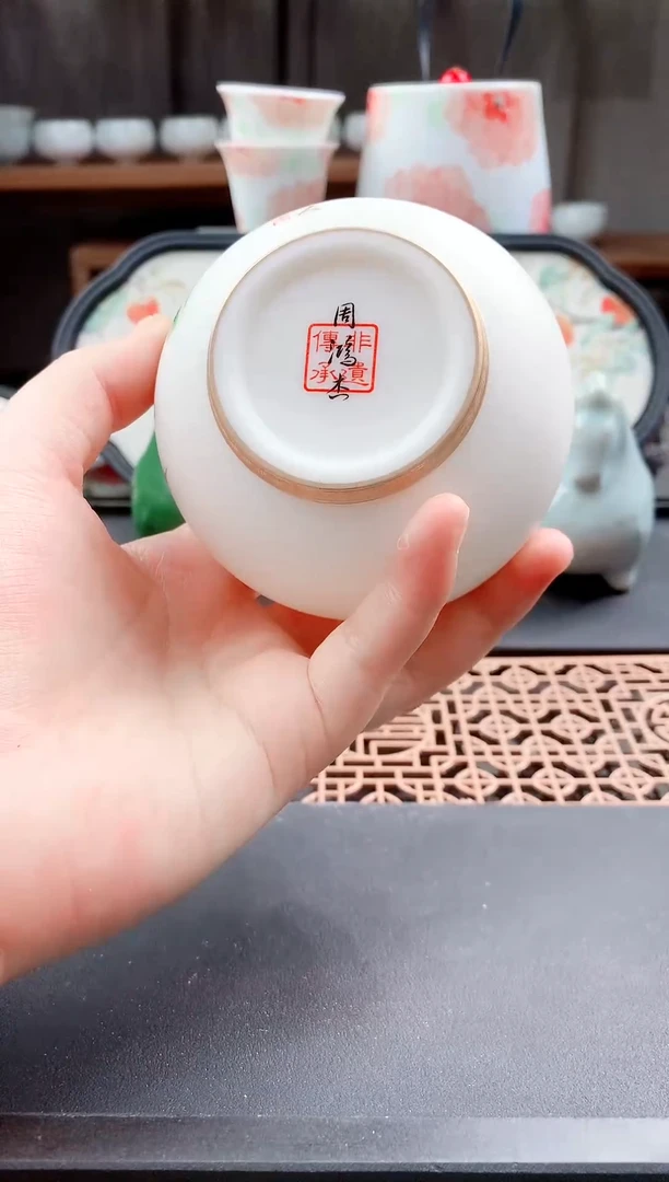 【库存清货】微瑕不售后，介意勿拍（不含礼盒）