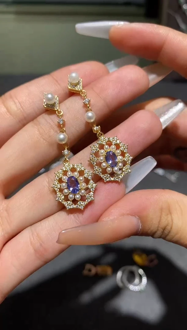 银S925镶嵌耳饰坦桑石耳钉