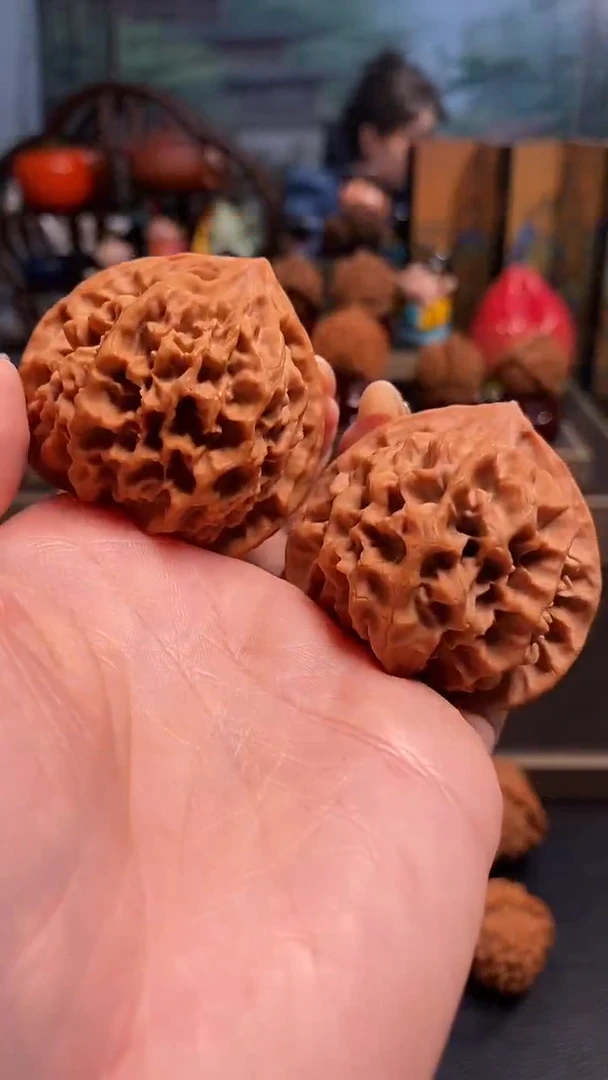 【闪购商品】文玩核桃把件A 164帝王46尺