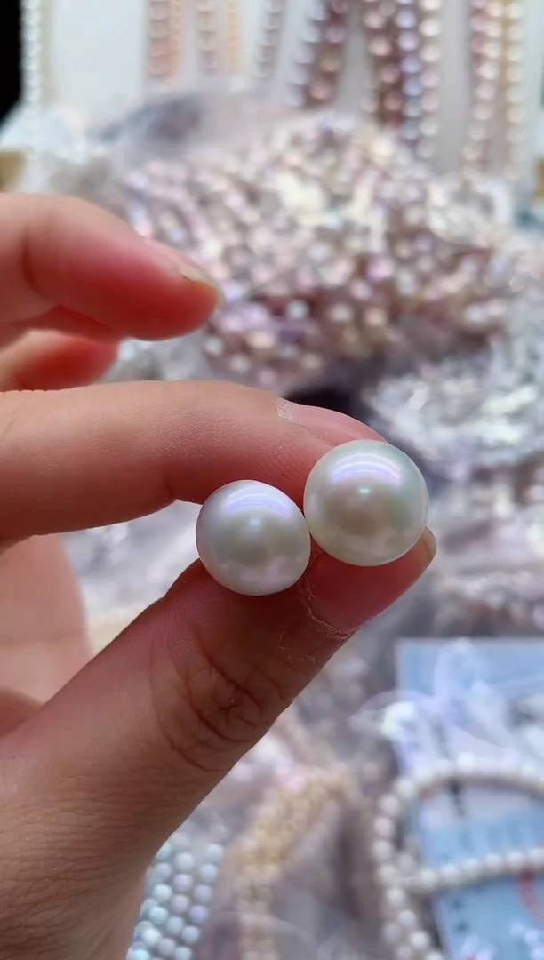 耳钉银S925镶嵌拼合珍珠（马贝珠）多样性发其一，非无暇