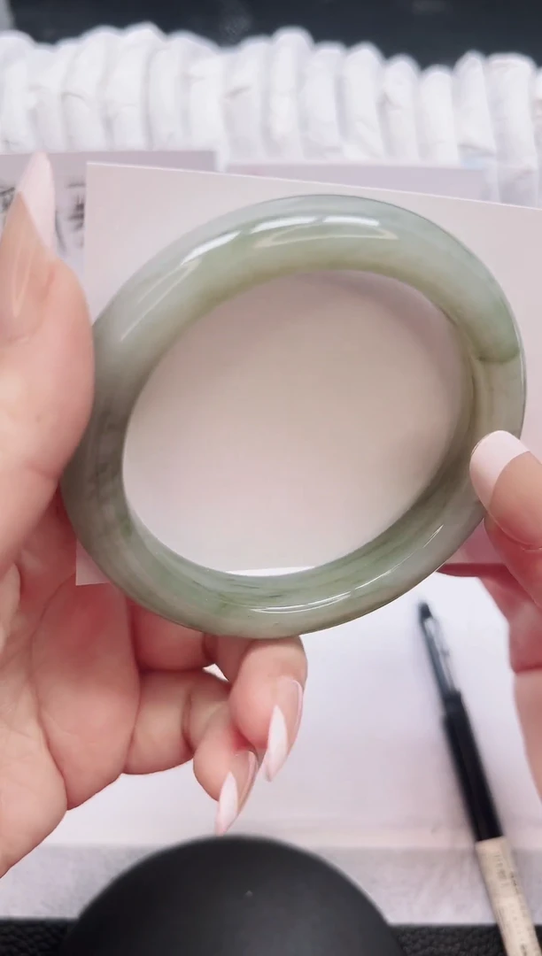 未镶嵌手镯石英质玉83-59.8