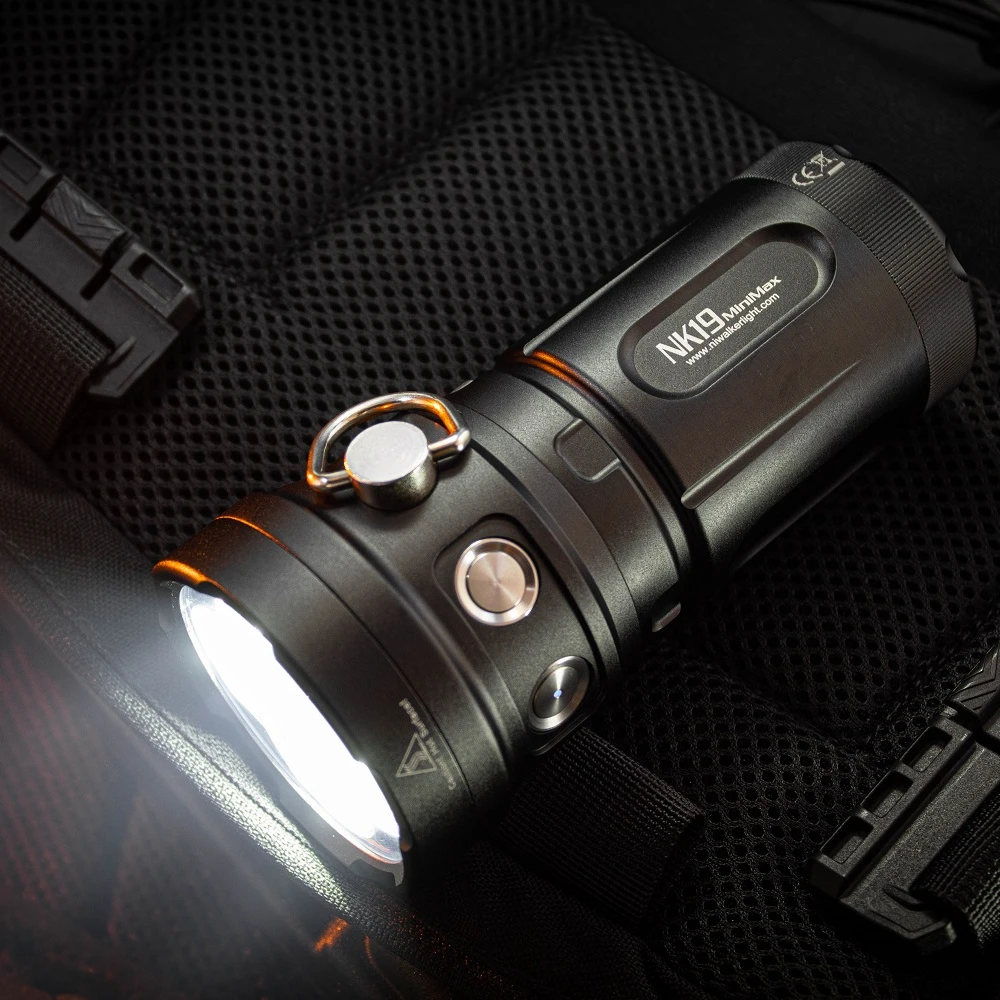 NIWALKER耐沃克NK19强光23000流明充电小钢炮手电筒户外使用