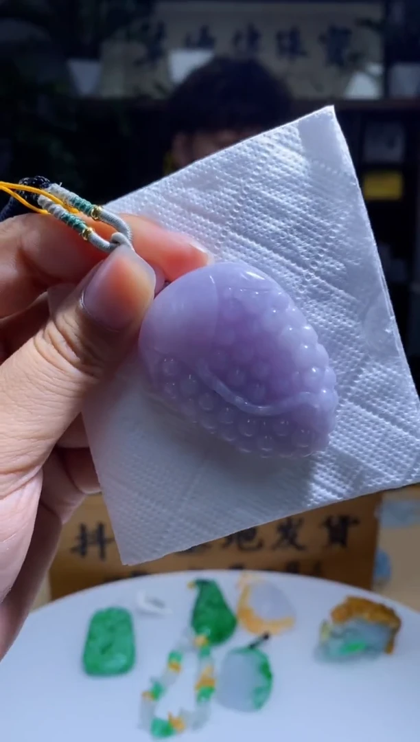未镶嵌定制翡翠挂件