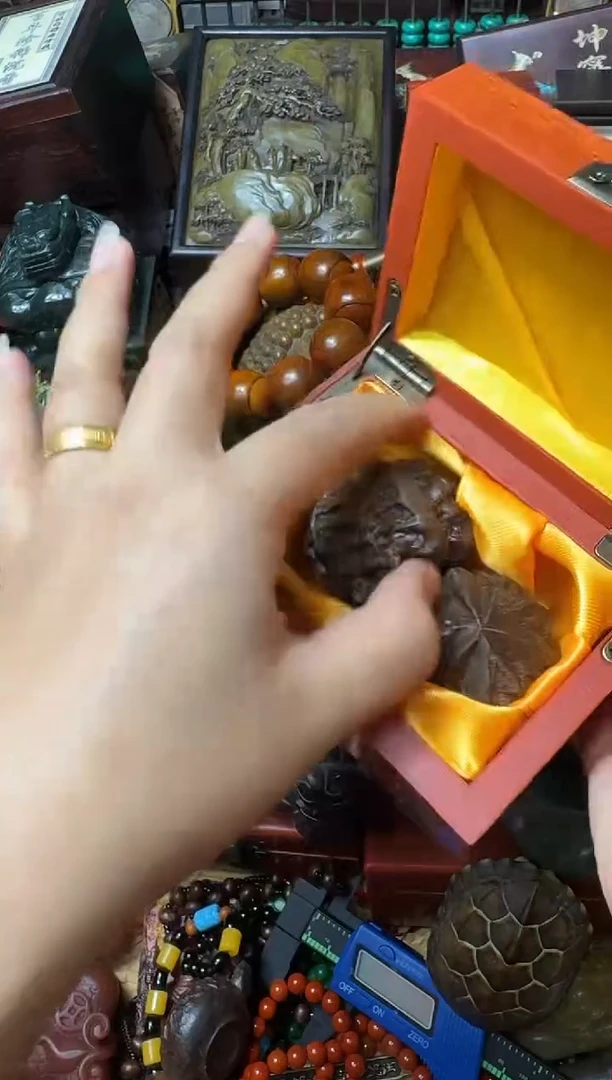 把件核桃奇楠主播推荐：一物一拍，讲解为准！