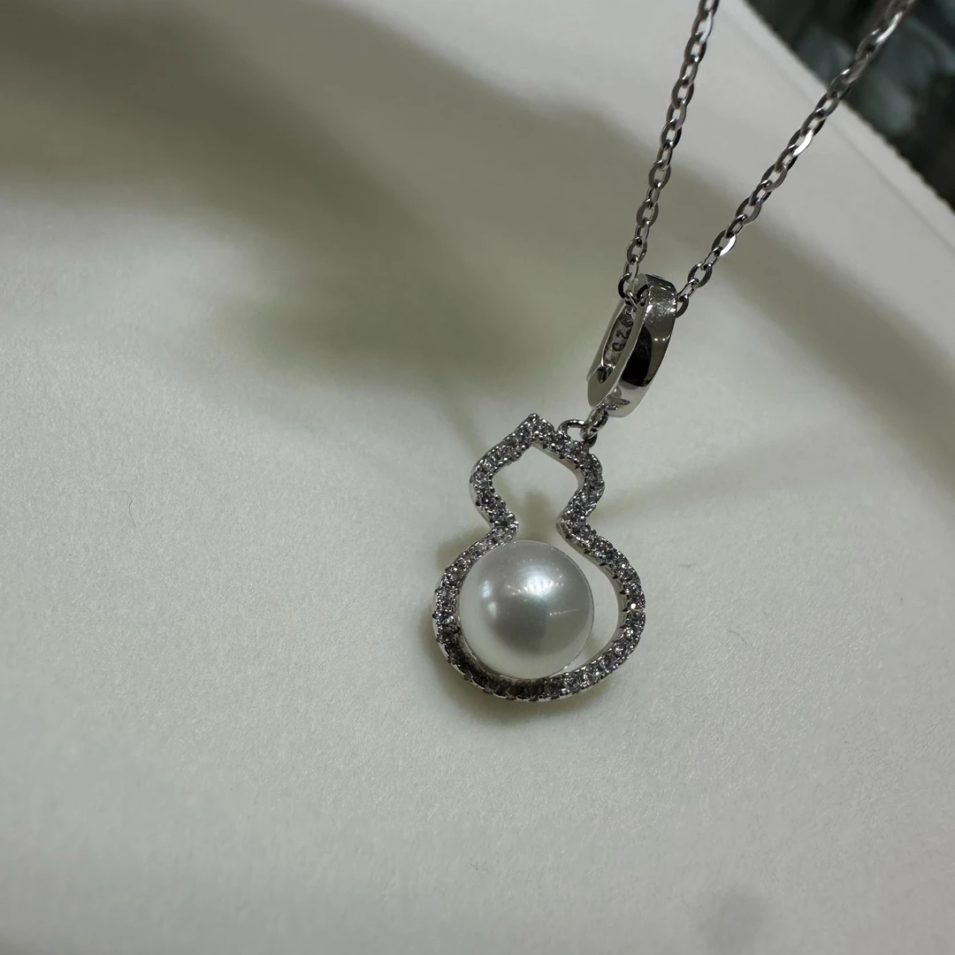 【心心】简约气质珍珠葫芦吊坠/好看标致/珍珠颈饰