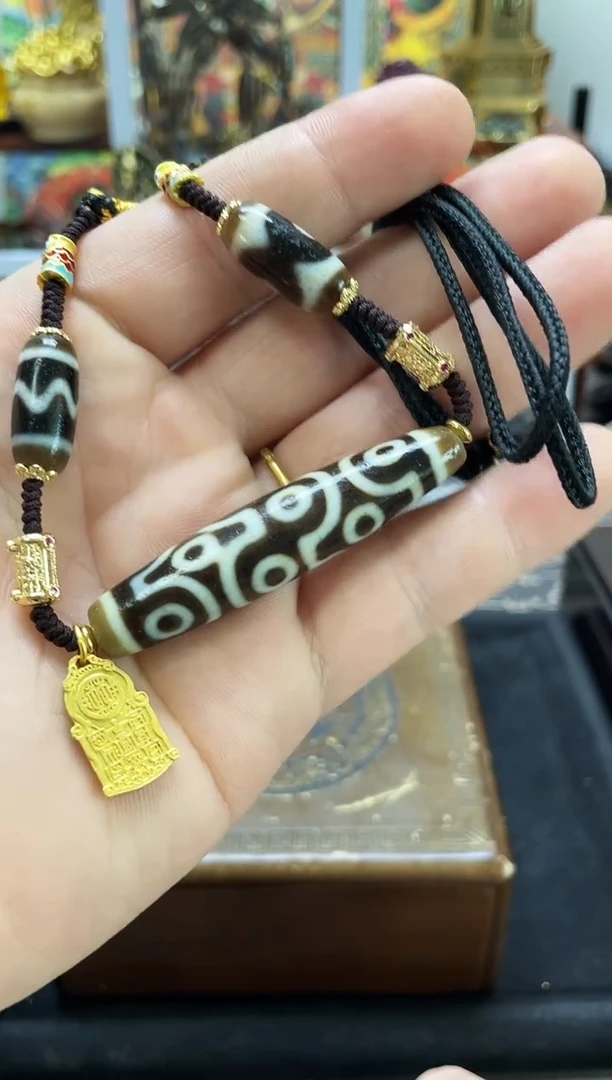 未镶嵌12眼锁骨玛瑙/玉髓颜色图案多样性随机发一条