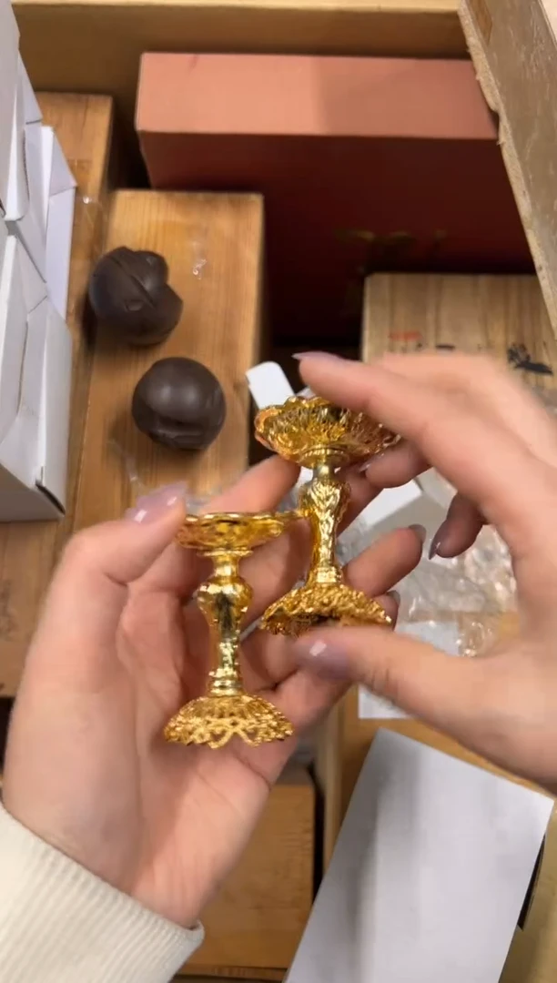 【闪购商品】额一对，中古商品谨慎参拍
