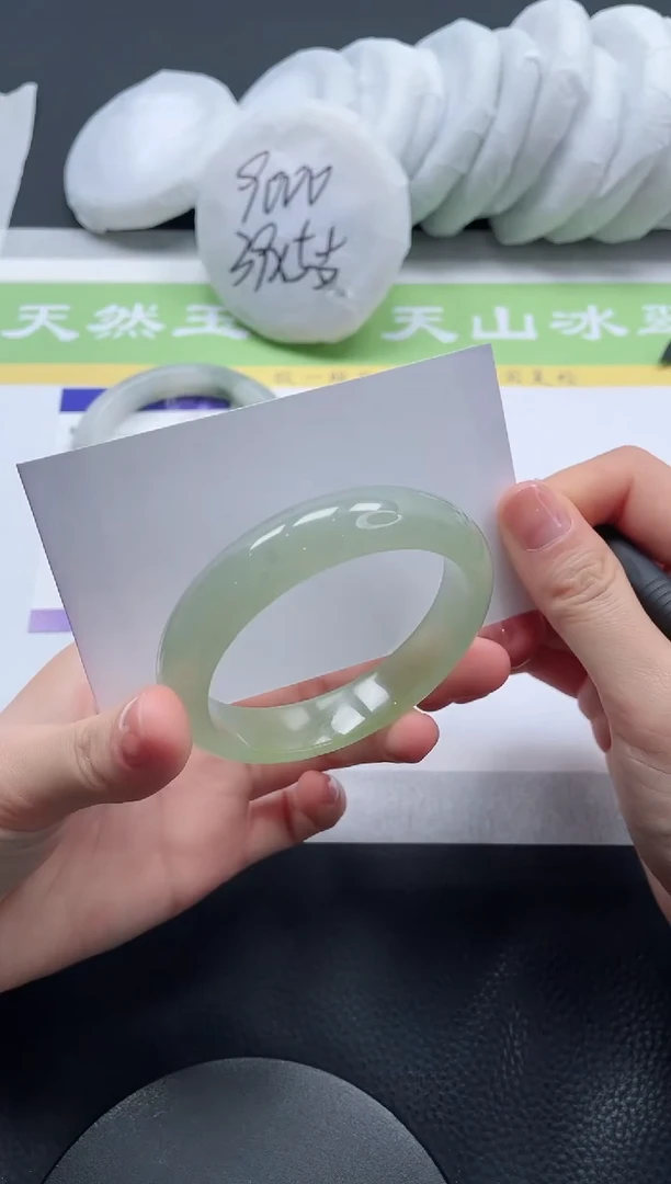 【闪购商品】石英质玉手镯未镶嵌A85-54+