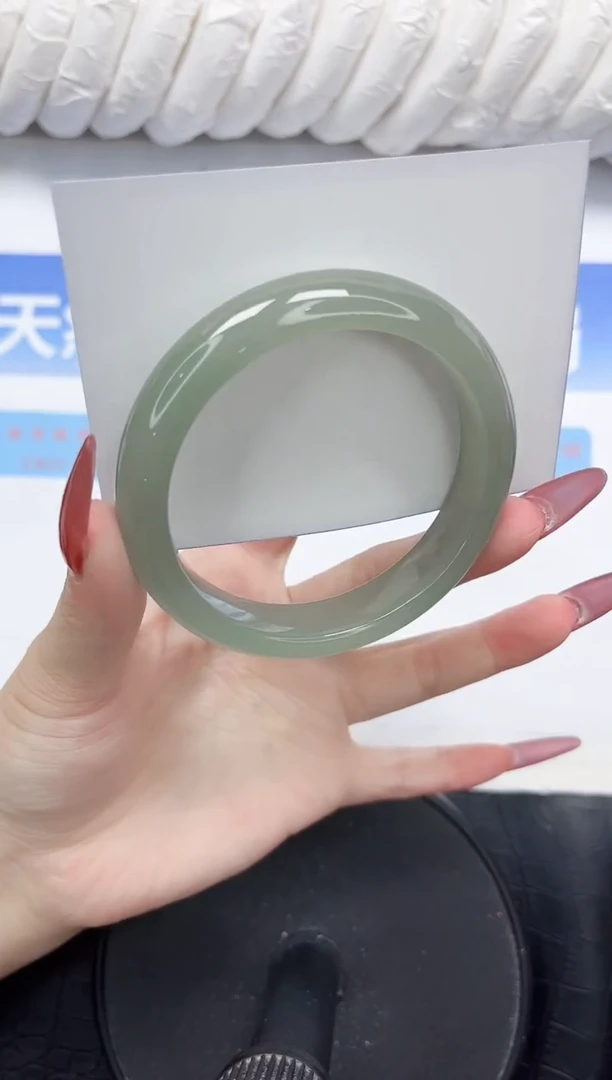 石英质玉手镯未镶嵌61-56