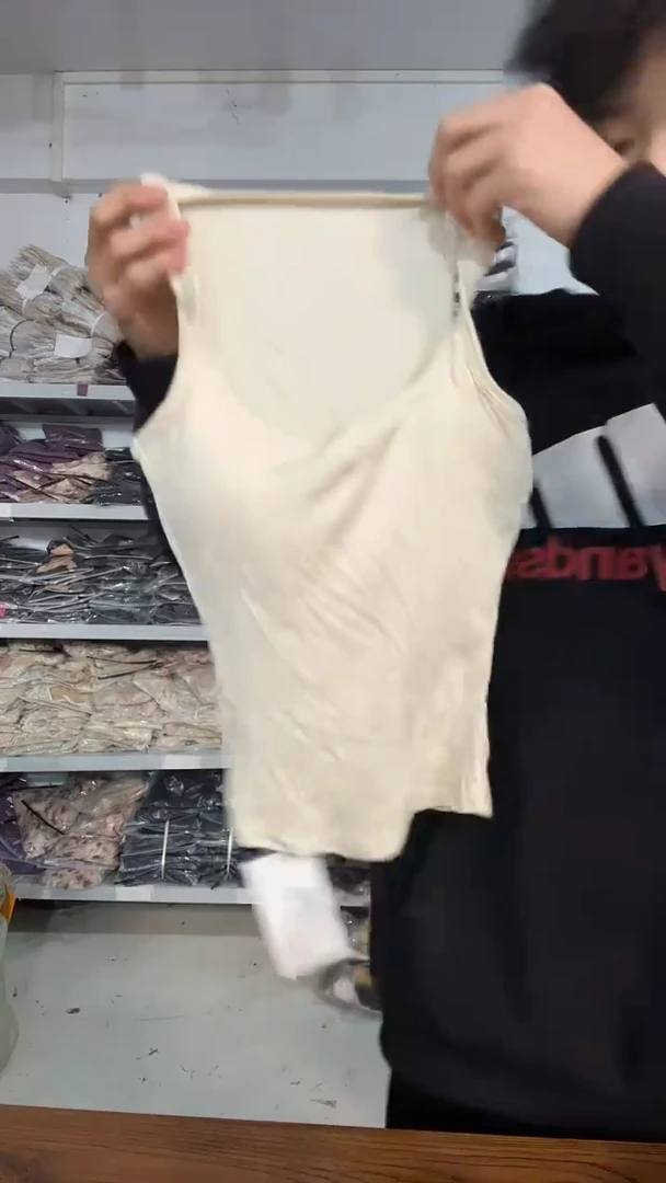 你伍老板娘服饰082