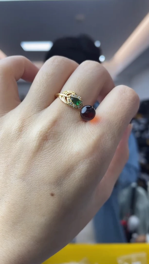 【闪购商品】未镶嵌血珀裸石多样性一件发货