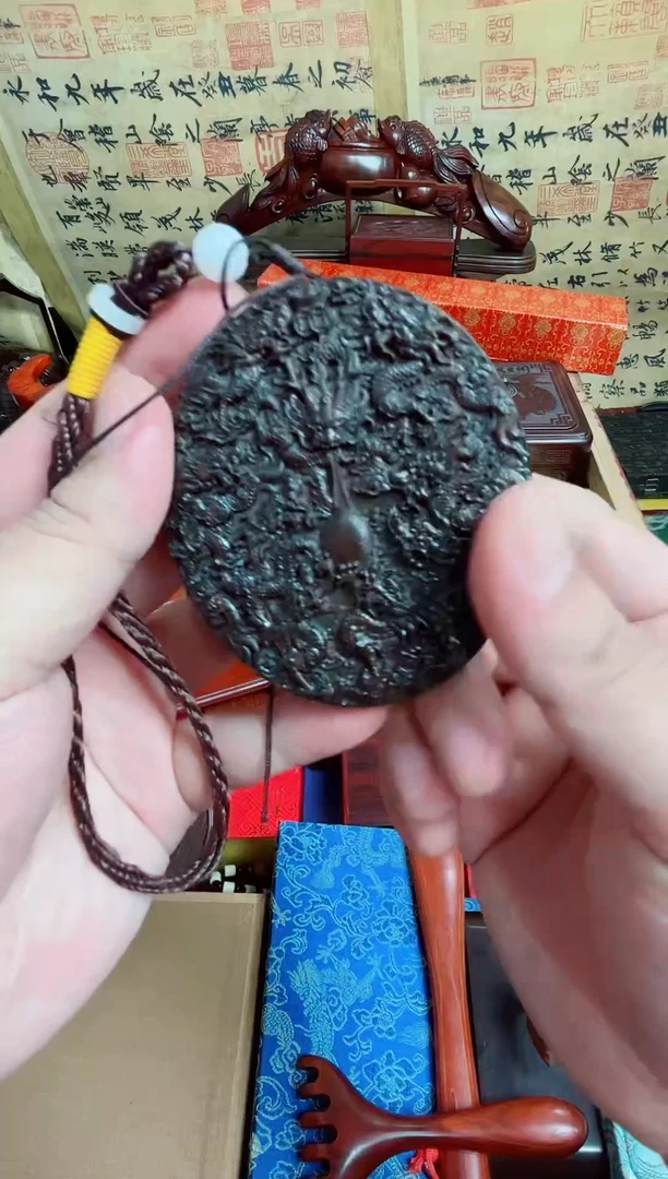 大叶紫檀（黑酸枝木类）龙牌直播推荐
