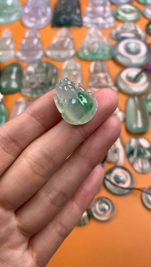 【闪购商品】翡翠颈饰未镶嵌20-16.3-11