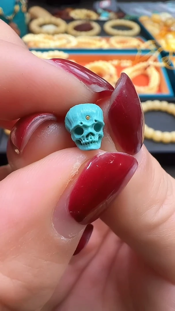 未镶嵌绿松石雕刻尸陀林原矿高瓷高蓝绿松石7.4*8.2*6.8