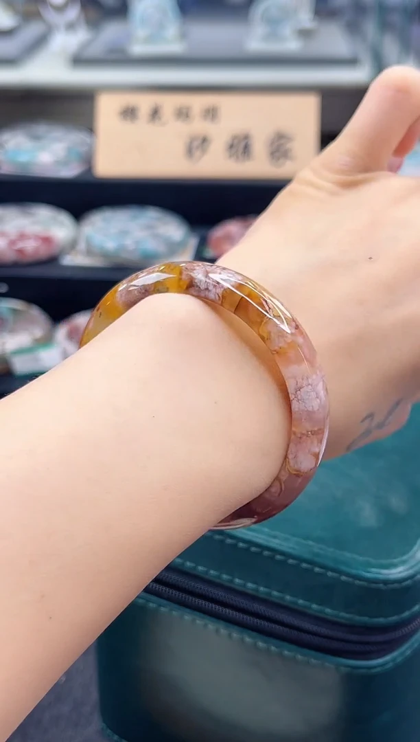 未镶嵌手镯石英质玉圈口（赠品镯心）