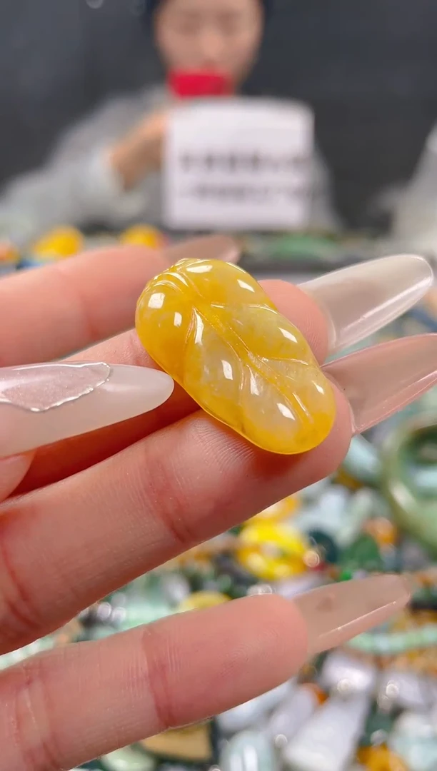 【闪购商品】翡翠颈饰未镶嵌/J/翡翠A货一图一物