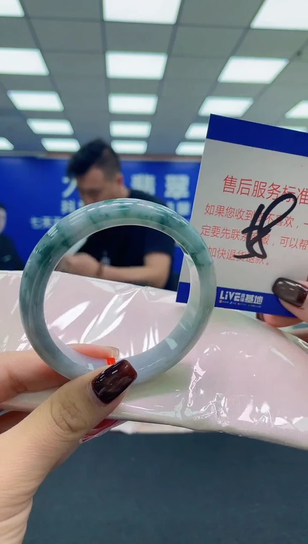 未镶嵌手镯翡翠AAAAAAAAAA