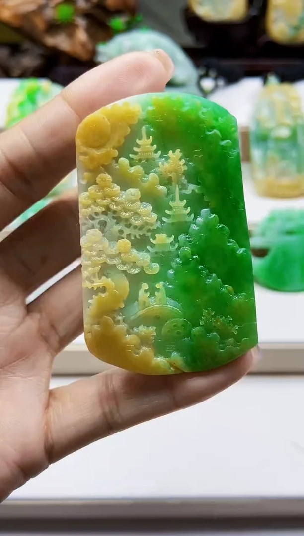 颈饰未镶嵌翡翠翡翠A货