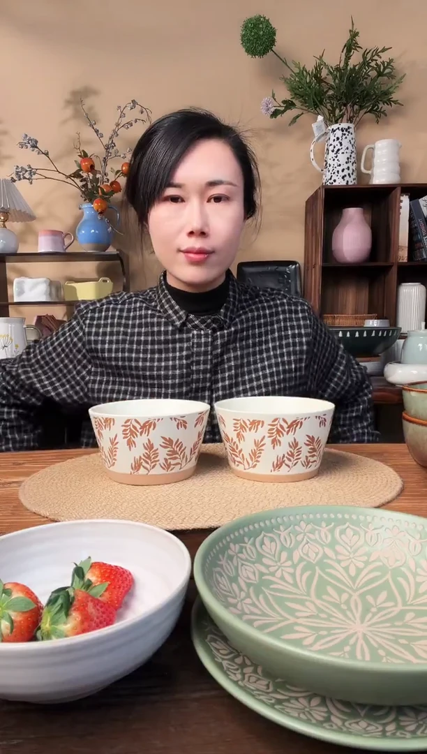 5英寸粗陶麻点叶子碗2只微瑕