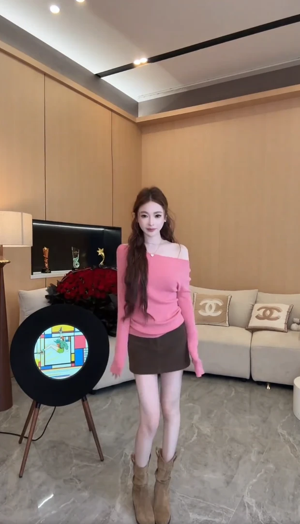 2025早秋新款松弛感时尚上衣气质百搭设计感针织衫修身辣妹韩版