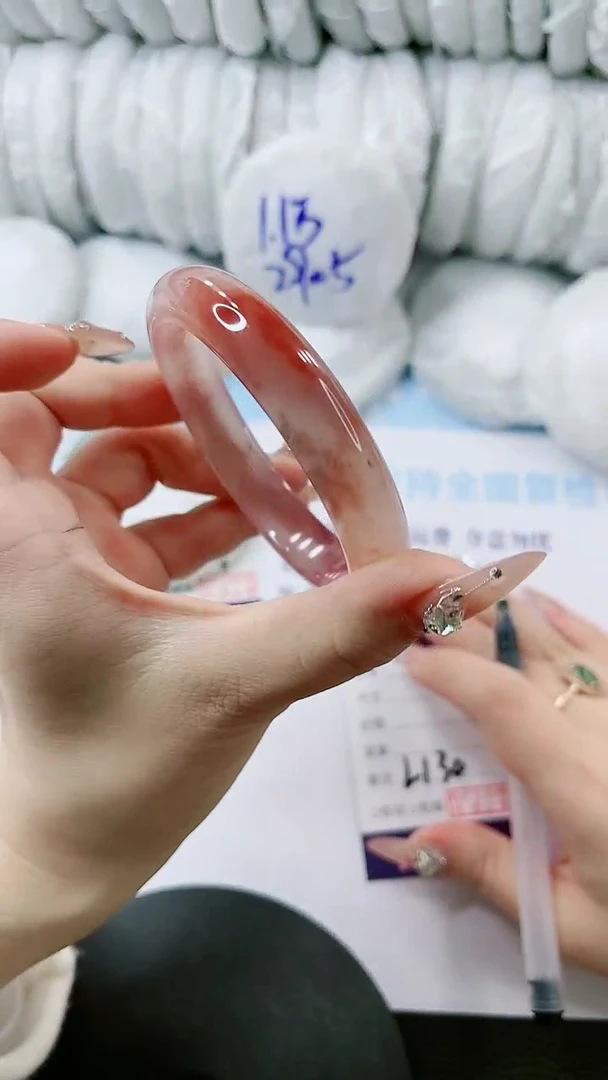 【闪购商品】石英质玉手镯未镶嵌多样性发货L130