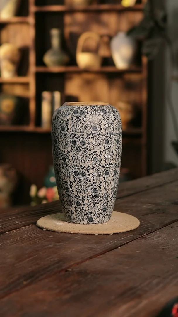 摆件25-309 陶瓷花器高28口径9