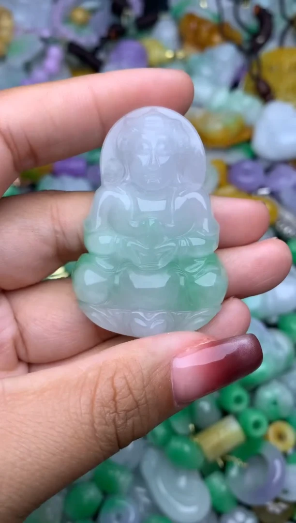 颈饰未镶嵌翡翠天然缅甸翡翠吊坠