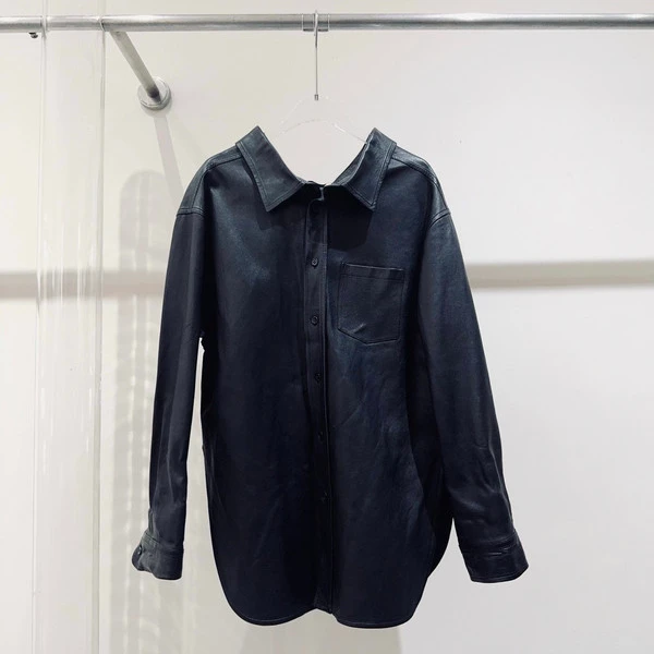 全新未使用 Balenciaga/巴黎世家 皮质排扣长袖 黑色/34
