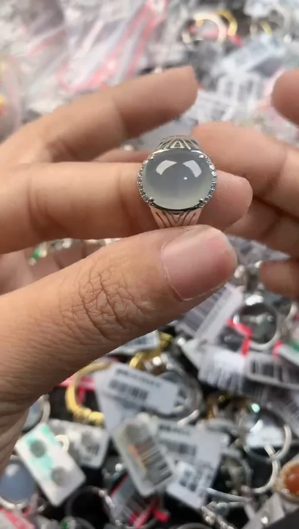 银S925镶嵌戒指翡翠666              6