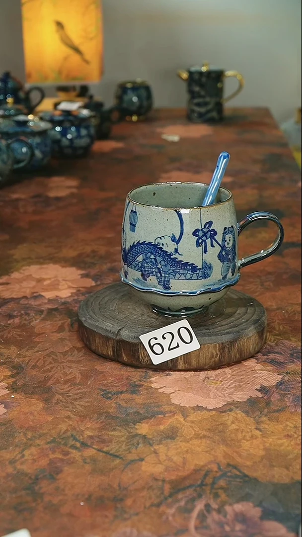 茶碗............620微瑕
