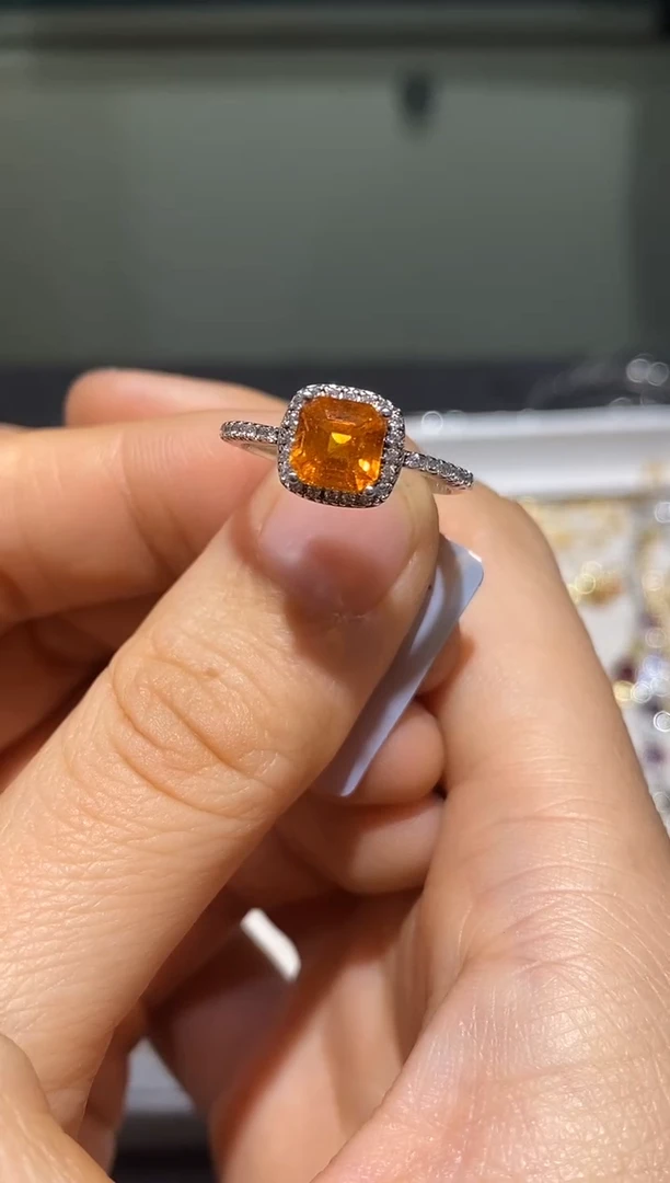 银S925镶嵌戒指石榴石戒指