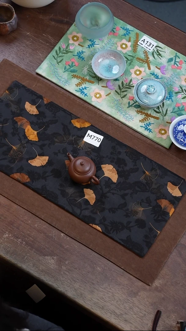 银杏桑蚕丝茶席       -