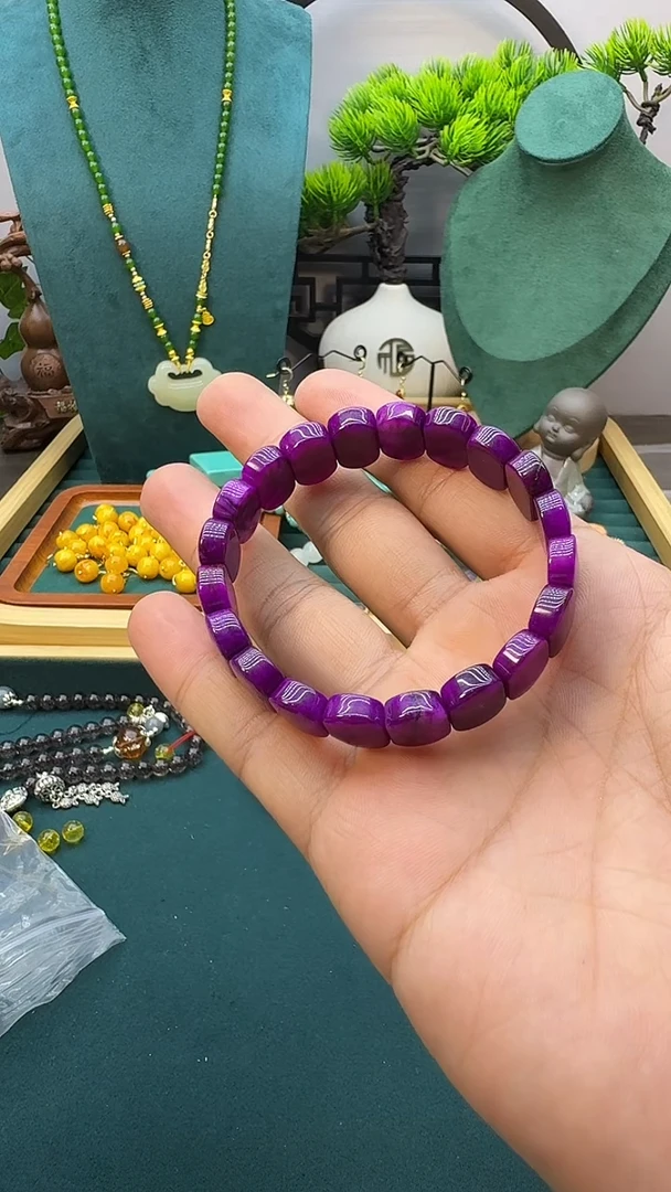 未镶嵌苏纪石（舒俱来）手链QL45