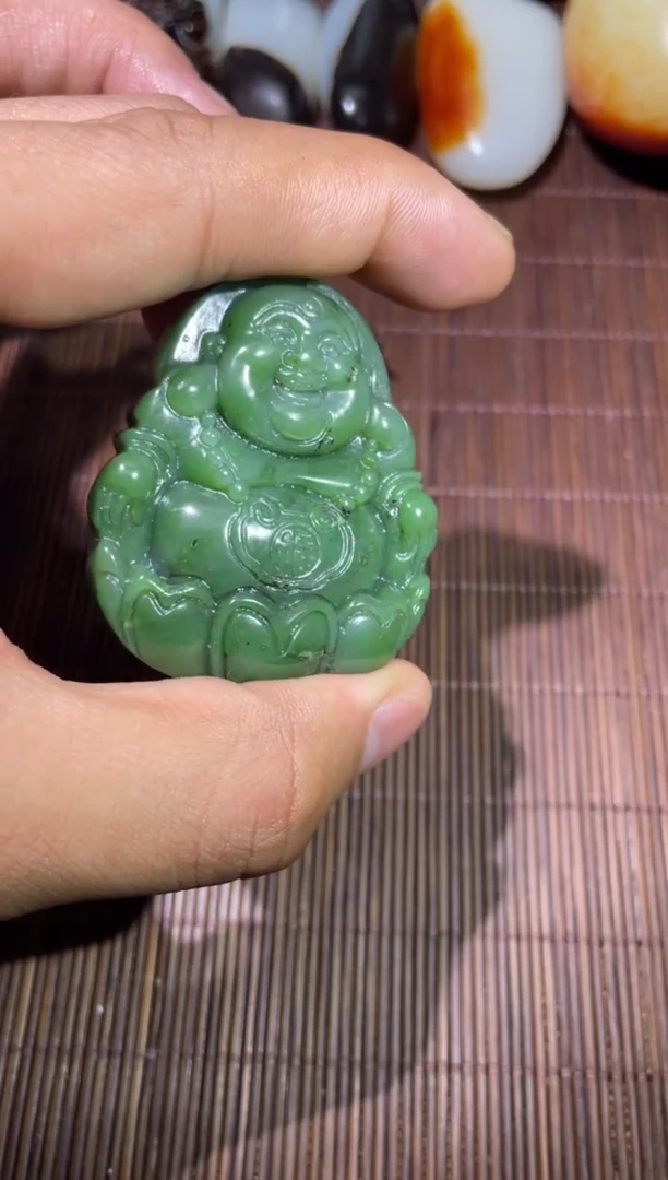 颈饰未镶嵌和田玉0