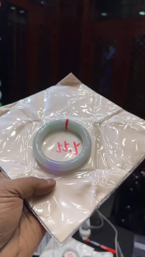 【闪购商品】翡翠手镯未镶嵌手镯