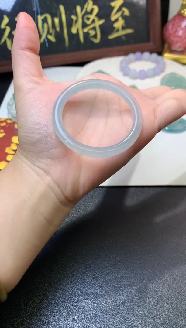 未镶嵌定制翡翠毛货