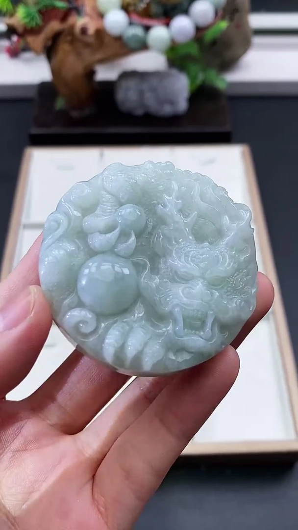颈饰未镶嵌翡翠天然缅甸A货翡翠