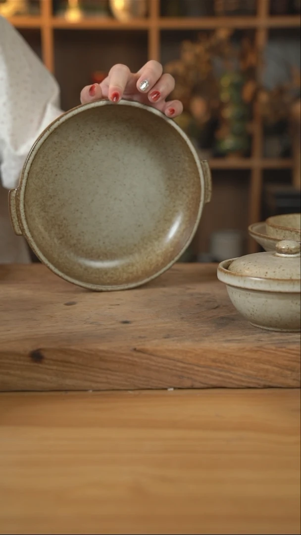 奶奶系列的8英寸双耳盘